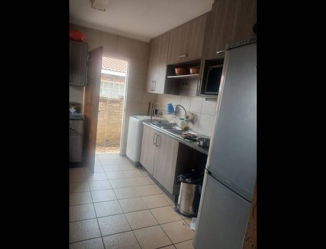 3 BEDROOM TOWNHOUSE FOR SALE IN WESTERGLOOR